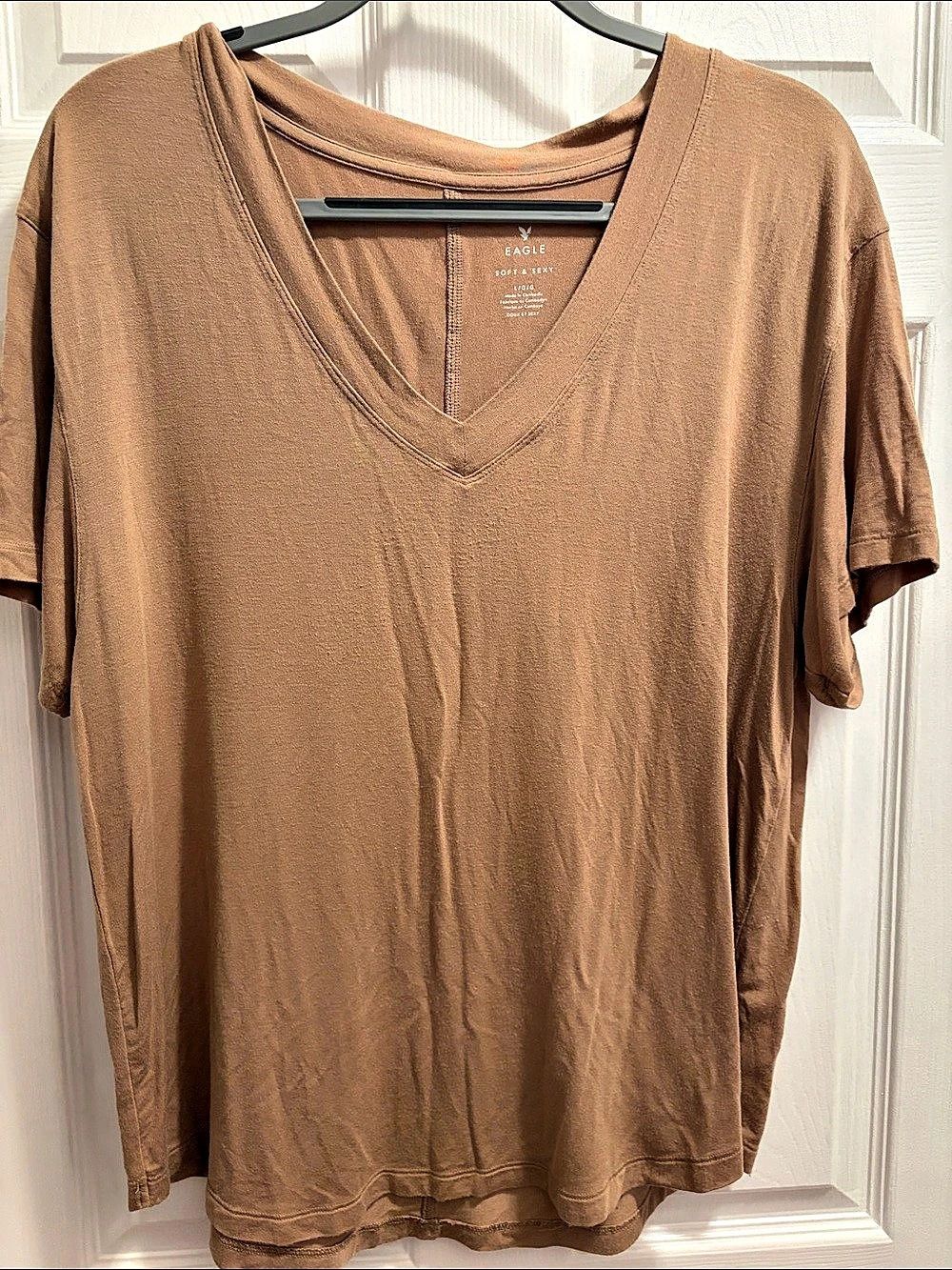 American Eagle Soft & Sexy Tee Short Sleeve V-Neck in Brown Like New